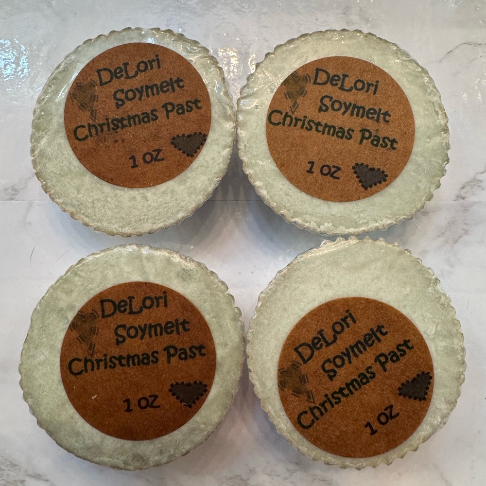 DeLori Candle Company Christmas Past Soymelt Natural Soy Wax Tart Lot Of 4